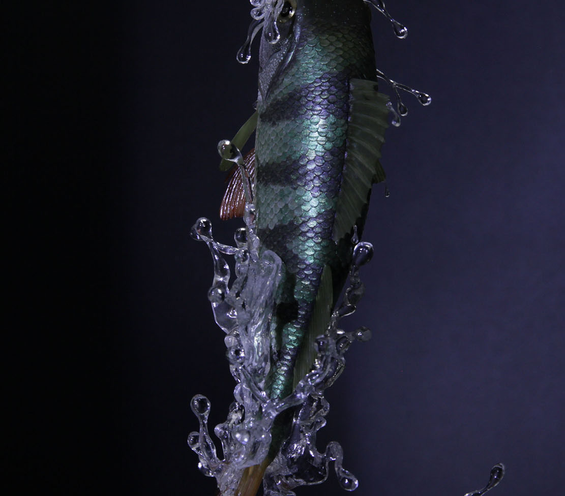 Eisvogel, Kingfisher, Watersplash, Hunting, Fish, Cornel, Schneider, Boxwood, Buchsbaum, jpeg, jpg, scuplture, Schnitzerei, Carving, okimono