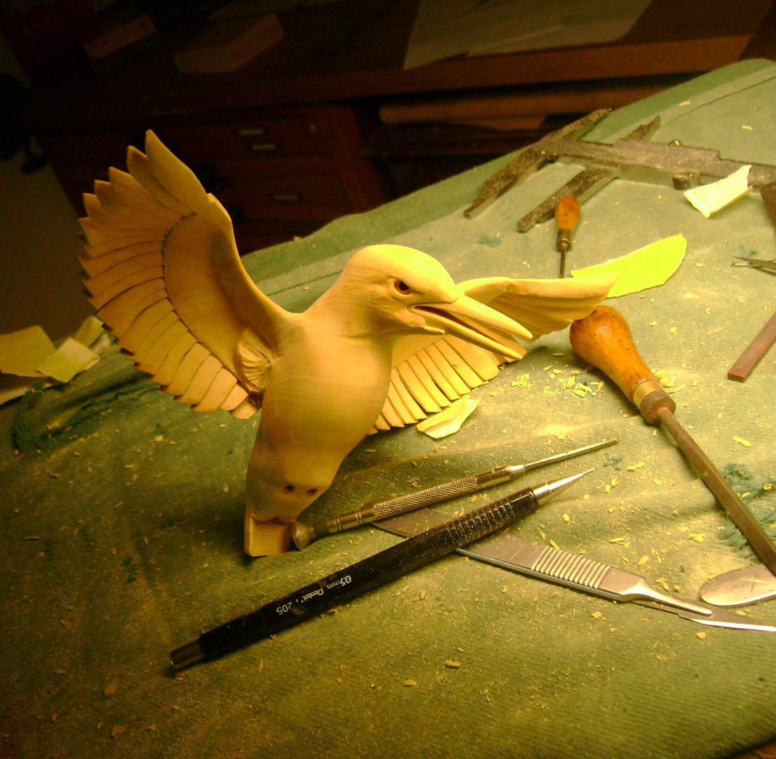 Eisvogel, Kingfisher, Watersplash, Tools, Fish, Cornel, Schneider, Boxwood, Buchsbaum, jpeg, jpg, scuplture, Schnitzerei, Carving, okimono