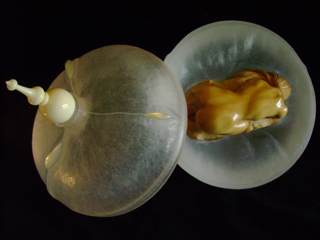 The nude, Akt, Cornel, Schneider, Boxwood, Buchsbaum,&nbsp; acrylglass, ivory jpeg, jpg, scuplture, Schnitzerei, Carving, okimono