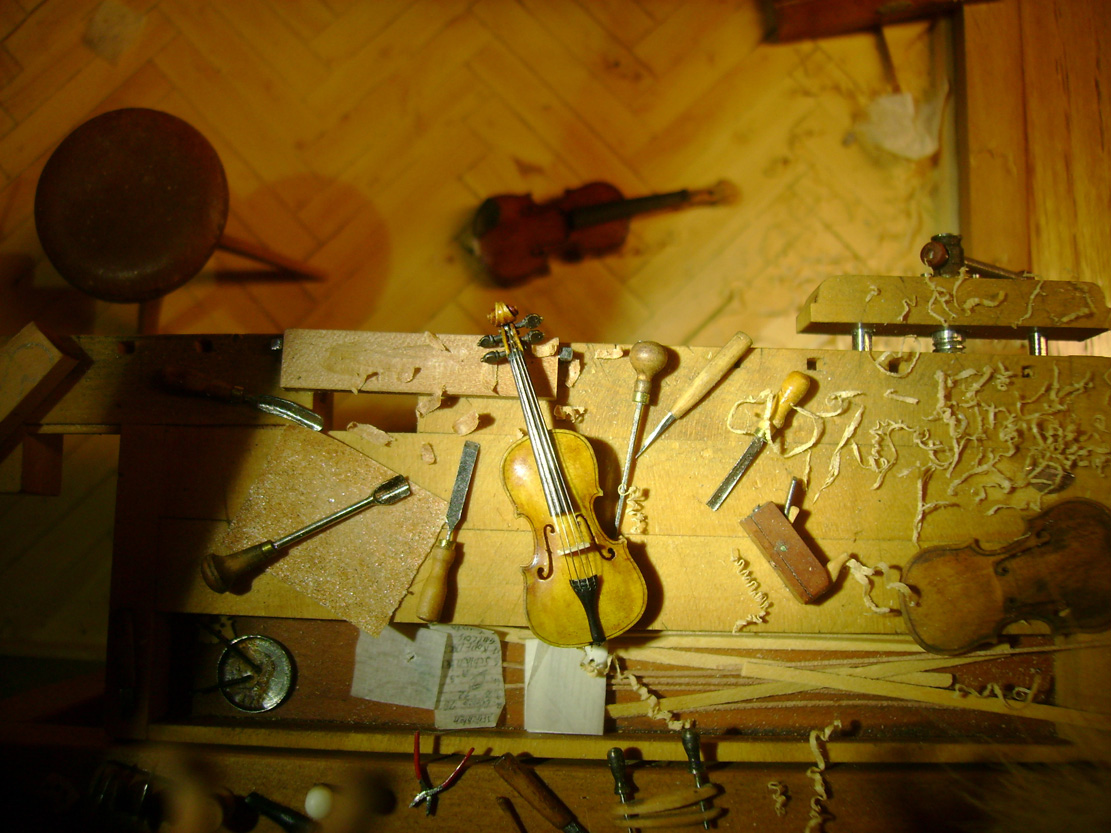 Violin Workshop, Geigen, Werkstatt, miniature, 1:21,Cornel, Schneider, Boxwood, Buchsbaum,&nbsp; jpeg, jpg, scuplture, Schnitzerei, Carving, Modell, 